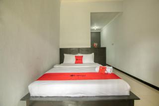 RedDoorz near Exit Toll Nusa Dua - Nusa Dua - 0