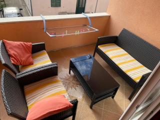 Apartments Dumina - Murter - 8