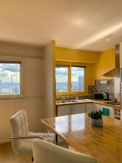 Vue panoramique sur Paris : Sublime appartement au centre de Courbevoie - Courbevoie - 2