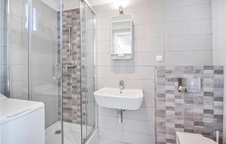 2 Bedroom Gorgeous Home In Sianozety - Sianozety - 2