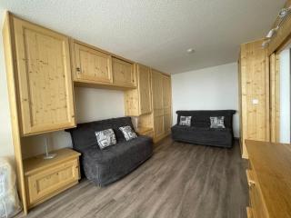 Appartement rénové au pied des pistes avec balcon exposé sud pour 4 personnes - FR-1-452-365 - Les Menuires - 0