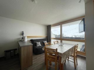 Appartement rénové au pied des pistes avec balcon exposé sud pour 4 personnes - FR-1-452-365 - Les Menuires - 7