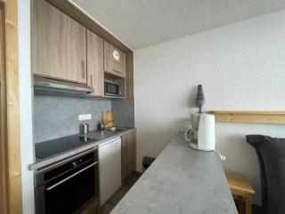 Appartement rénové au pied des pistes avec balcon exposé sud pour 4 personnes - FR-1-452-365 - Les Menuires - 5