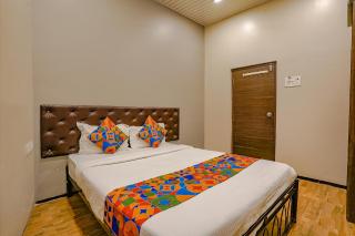 FabExpress Comfort stay - Nr Mumbai International Airport - Mumbai - 3