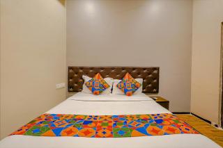 FabExpress Comfort stay - Nr Mumbai International Airport - Mumbai - 2