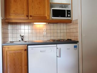 Appartement 6 pers, centre village, proche pistes, 52m², balcon, WIFI, casier à skis, draps inclus - FR-1-508-12 - Lanslevillard - 8