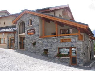 Appartement pour 6 au centre de Lanslevillard, proche des pistes avec balcon et WIFI - FR-1-508-15 - Lanslevillard - 1