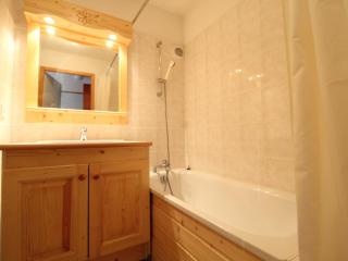 Appartement pour 6 à Lanslevillard-Val Cenis, au centre du village et proche des pistes - FR-1-508-81 - Lanslevillard - 6