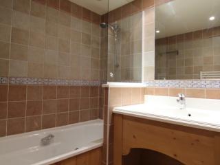 Appartement à Val-Cenis - 4 pers, pied des pistes, piscine, balcon, parking, WiFi gratuit - FR-1-508-149 - Lanslebourg-Mont-Cenis - 4