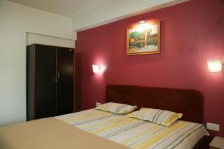 5 min walk to osho resort , kp7 - Pune - 9