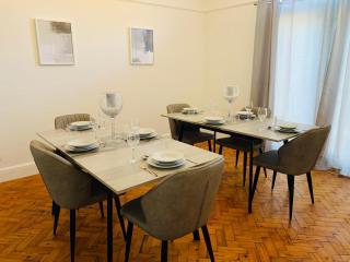 4 bedroom House nr Cardiff City Centre - 4