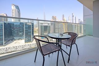 Distinguished 1BR at Vera Tower Business Bay by Deluxe Holiday Homes - 8