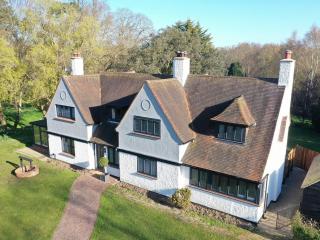 Warren Lodge - Little Baddow - 9