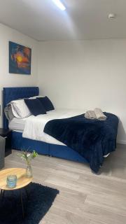 BV Royal Comfy Studio Seven Suite Queensgate Huddersfield - Huddersfield - 0