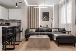 Contemporary Minimalist Apartment by REMS - Málaga - 1