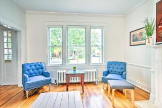 Majestic Richmond Apt with Tranquil Koi Pond! - 4