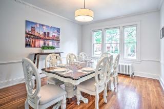 Majestic Richmond Apt with Tranquil Koi Pond! - 2