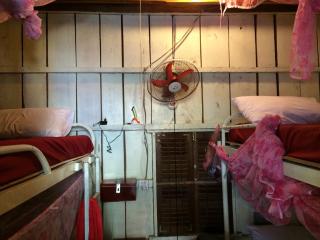 White Rose Guesthouse - Koh Rong Island - 3