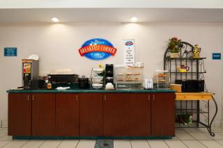 Baymont by Wyndham Crossville - Crossville - 8