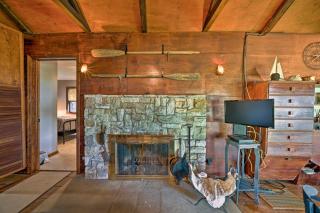 Custom-Built Lakefront Cottage with Spacious Yard! - 7