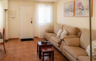 Cozy Home In Torrevieja With Wifi - 4