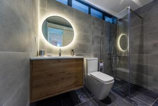 Modern apartment - Excellent location 50m from the beach, restaurants, bars, shops - 3