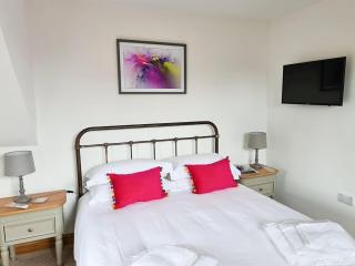 The Nook - Chapel Saint Leonards - 3