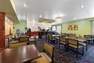 Best Western Plus Covered Bridge Inn - 2