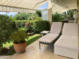 Appartement - villa Le Saint Georges avec superbe jardin et vue mer panoramique - Cannes - 2