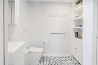 Luxury Canal Paradise, 3 bed Apartment in Broadbeach Waters - 1
