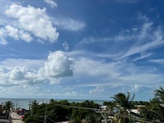 SKY INN - Caye Caulker - 2