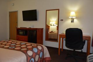 Super 8 by Wyndham Salina - Salina - 8