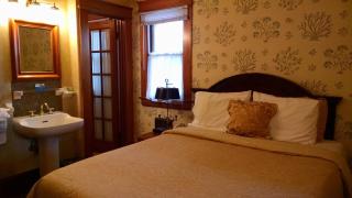 Pacific Grove Inn - 9