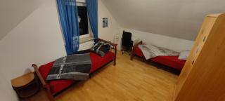 Einzimmerwohnung mit Parkplatz ohne Küche - Bischweier - 1