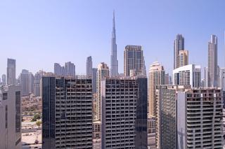 Alluring 1 BD Apartment in Business Bay with Burj Khalifa view - 3