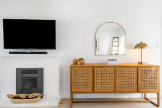 Bella BAY Four Bedroom Home - Prime Location - Holiday Yamba - 1