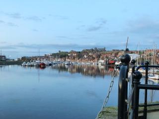 Bankside - Whitby - 7
