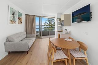 The Mid Pacific - Port Macquarie - 7