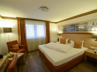 Land-gut Hotel zum Löwen Garni - Marktheidenfeld - 6