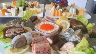 VILA Restaurant Transilvania - Zărneşti - 9