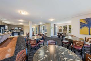 SureStay Plus Hotel by Best Western Mountain View - Mountain View - 5