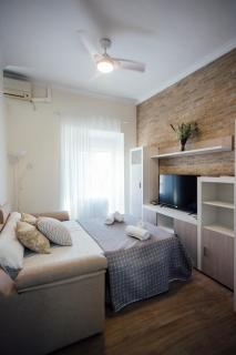 O&L San Luis Feel at Home in a Renovated Apartment - 9