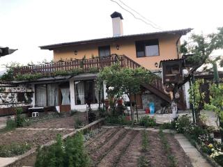 Къща за гости Градината - Dobrinishte - 0