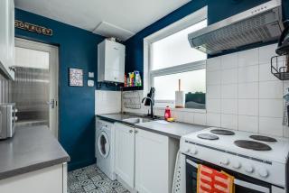 Cheerfull 3-Bedroom Home with parking & garden - Oxford - 4