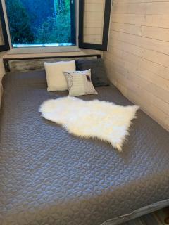 Off mode - Erdei faház a tóparton - 1