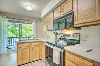 Lakefront Haven with Yard and Balcony in Ozarks! - 8