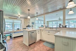 Cape Cod Cottage with Deck, Grill, and Games! - 1