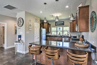 Secluded Seabrook Waterfront Home with Patio! - Seabrook - 2
