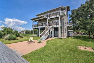 Secluded Seabrook Waterfront Home w/ Patio! - 7