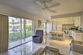 The Palms Cocoa Beach Condo Walk to Beach! - Cocoa Beach - 1
